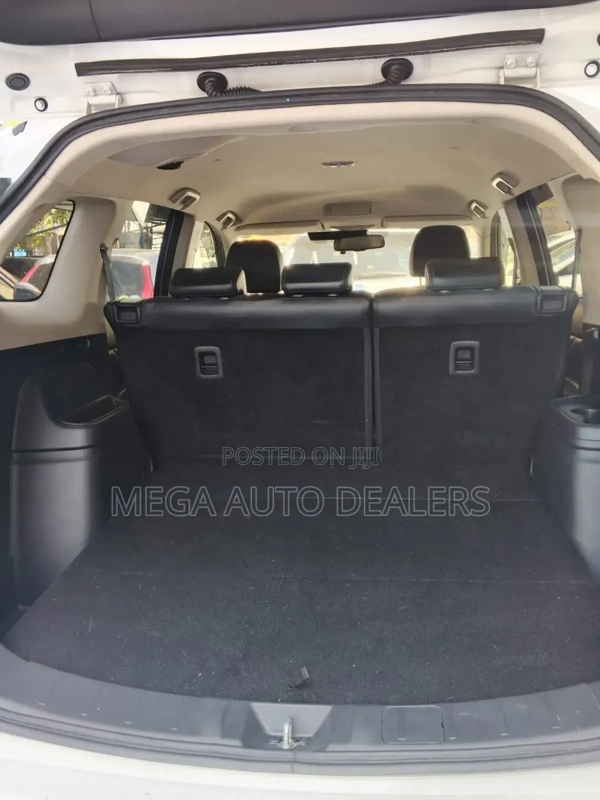 Mitsubishi Outlander 2018 White