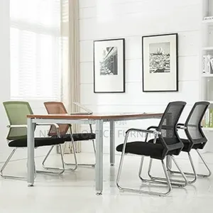 Versatile Guest/Conference Office Chair