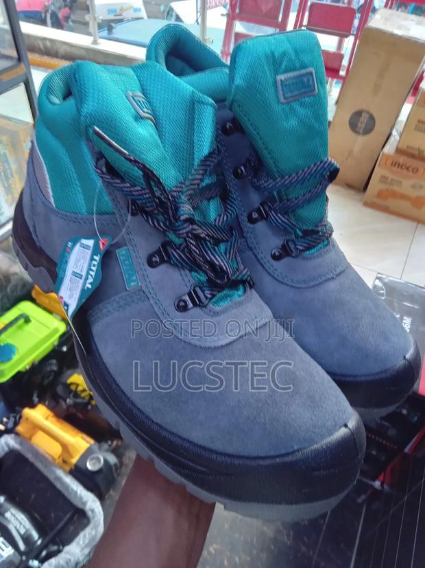 Total Safety Boots - thumbnail 2