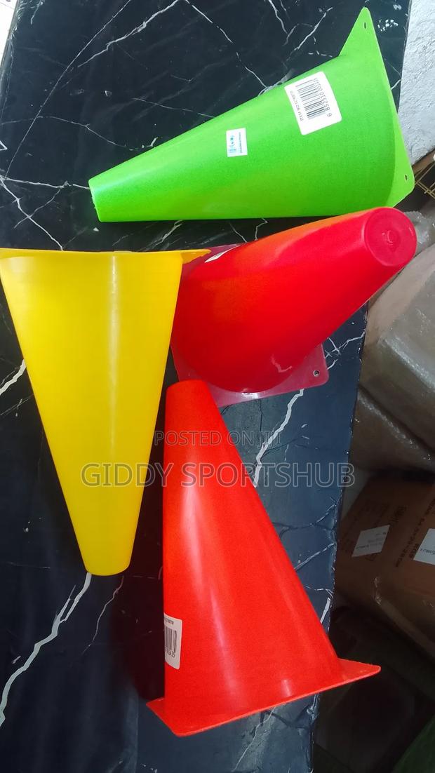 9 Inches Trainning Cones