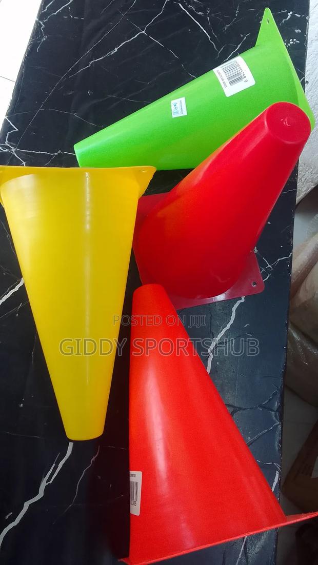 9 Inches Trainning Cones - thumbnail 2