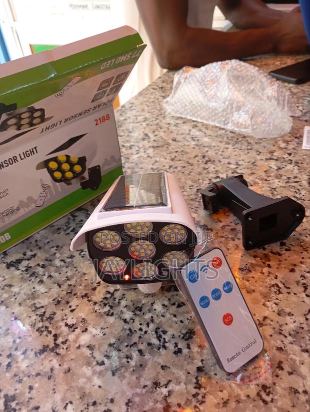 Solar Motion Lights Outdoor Wall Light Monitor Camera