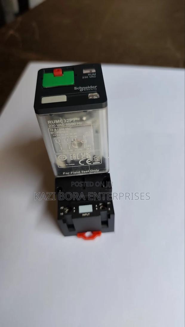 11-Pin Relay Schneider Electric - thumbnail 2