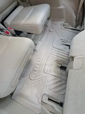 Prado 5d Beige Floor Mats