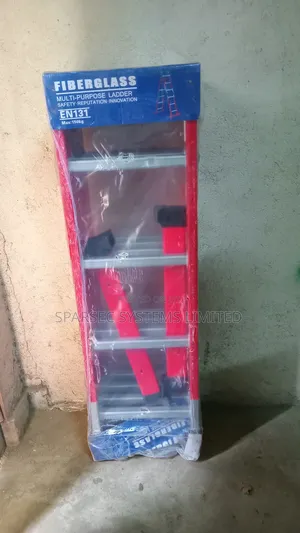 4x4 Multipurpose Fibreglass Ladders. (16ft/4.7metres)