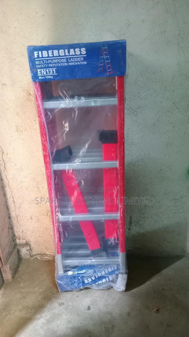 4x4 Multipurpose Fibreglass Ladders. (16ft/4.7metres)