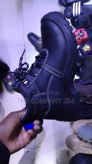 Original Leather Casual Quality Unisex Safety Boots Shoes