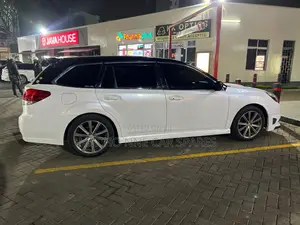 Subaru Legacy Br9 2012 (White)