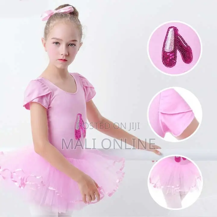 Girls Ballet Dancewear Set With Dress Shoes & Stockings