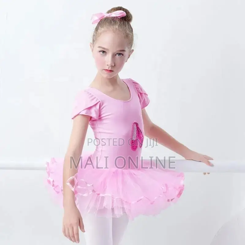 Girls Ballet Dancewear Set With Dress Shoes & Stockings