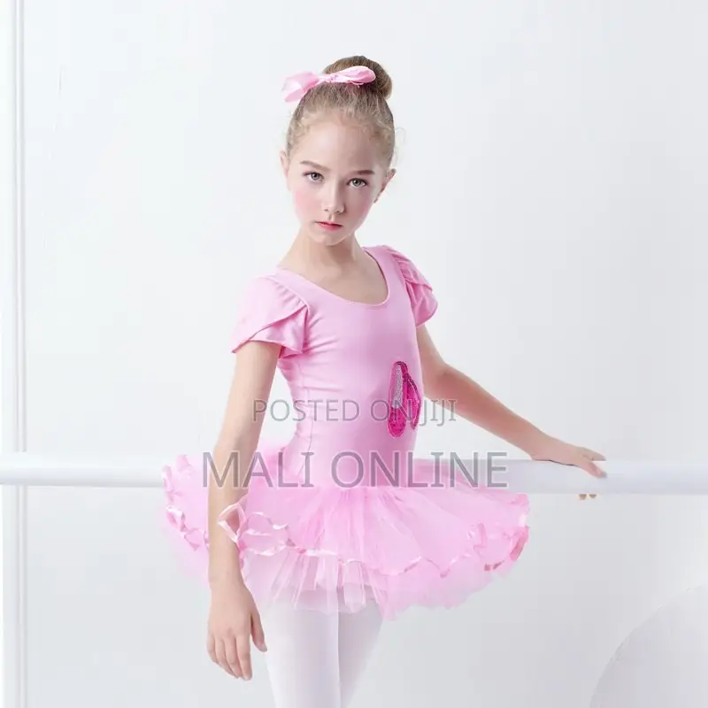 Girls Ballet Dancewear Set With Dress Shoes & Stockings