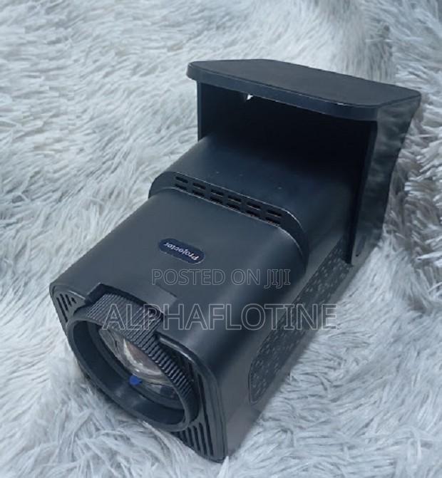 Projector Hy320 2gb 8gb/1920×1080 Pixels (Full Hd)