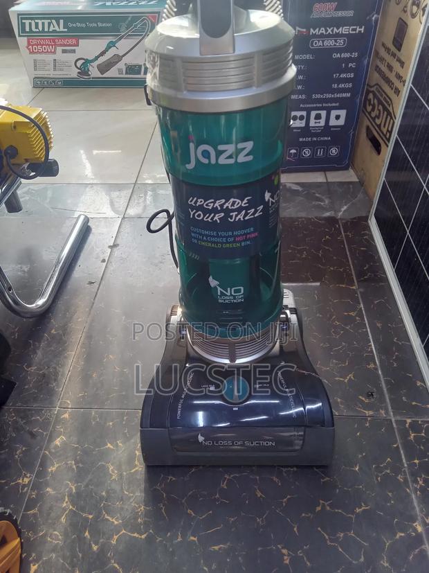 Hoover Jazz Ja1600 Upright Bagless Vacuum Cleaner.