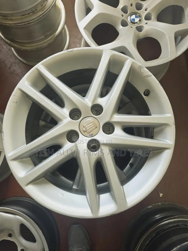 Original Toyota Crown 18 Inch Rim