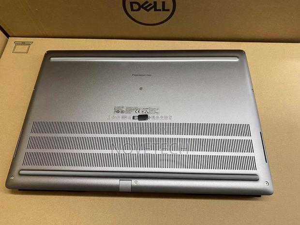 Laptop Dell Precision 7560 64GB Intel Xeon SSD 1T - thumbnail 3