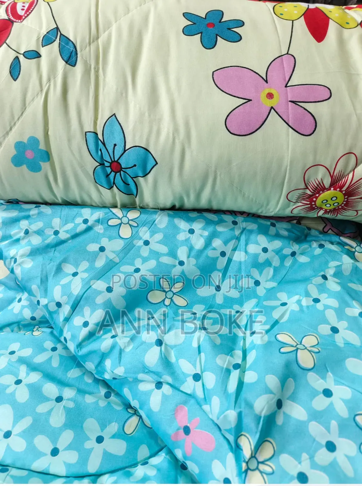 Unbinded Duvet One Sheet Two Pillowcases 
 Size 5x6
