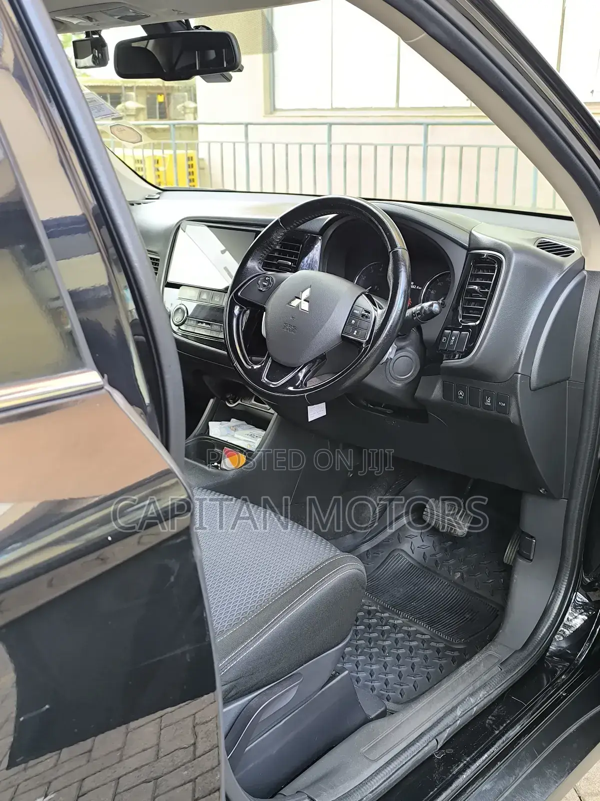 Mitsubishi Outlander 2016 Black