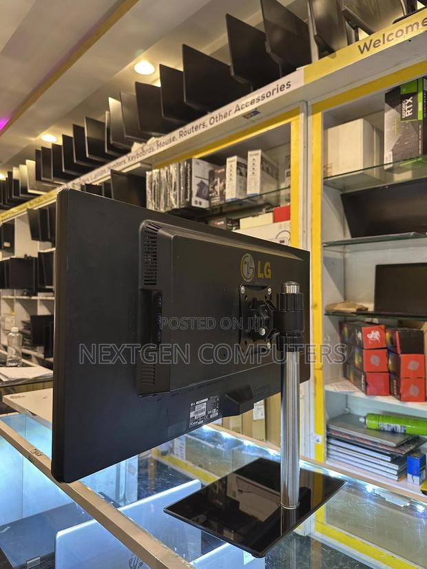 Lg 29ub67-B 29” Ips WFHD (2560x1080)Ultra-Wide Monitor - thumbnail 6