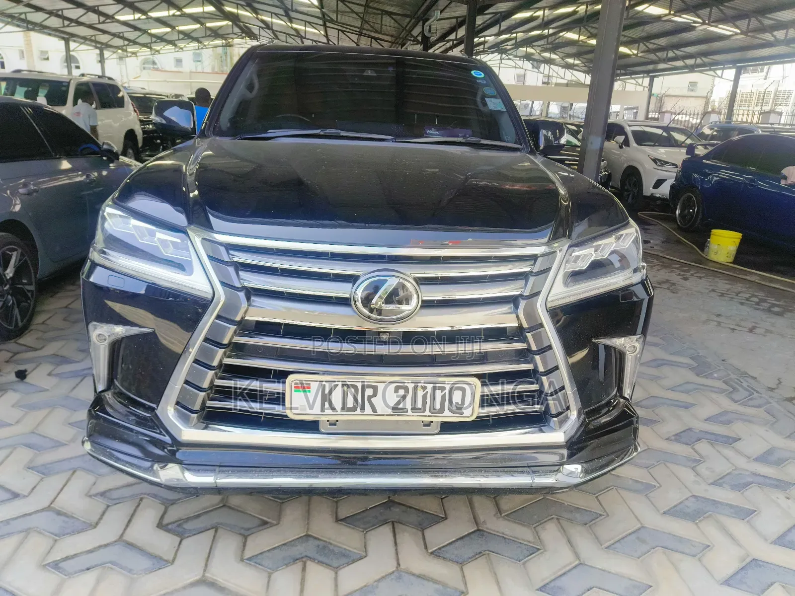 Lexus LX 2018 Black