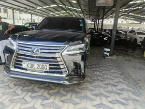Lexus LX 2018 Black