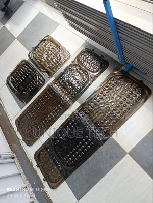 Custom Fit Clear Black 7-Seater Floor Mat - thumbnail 2