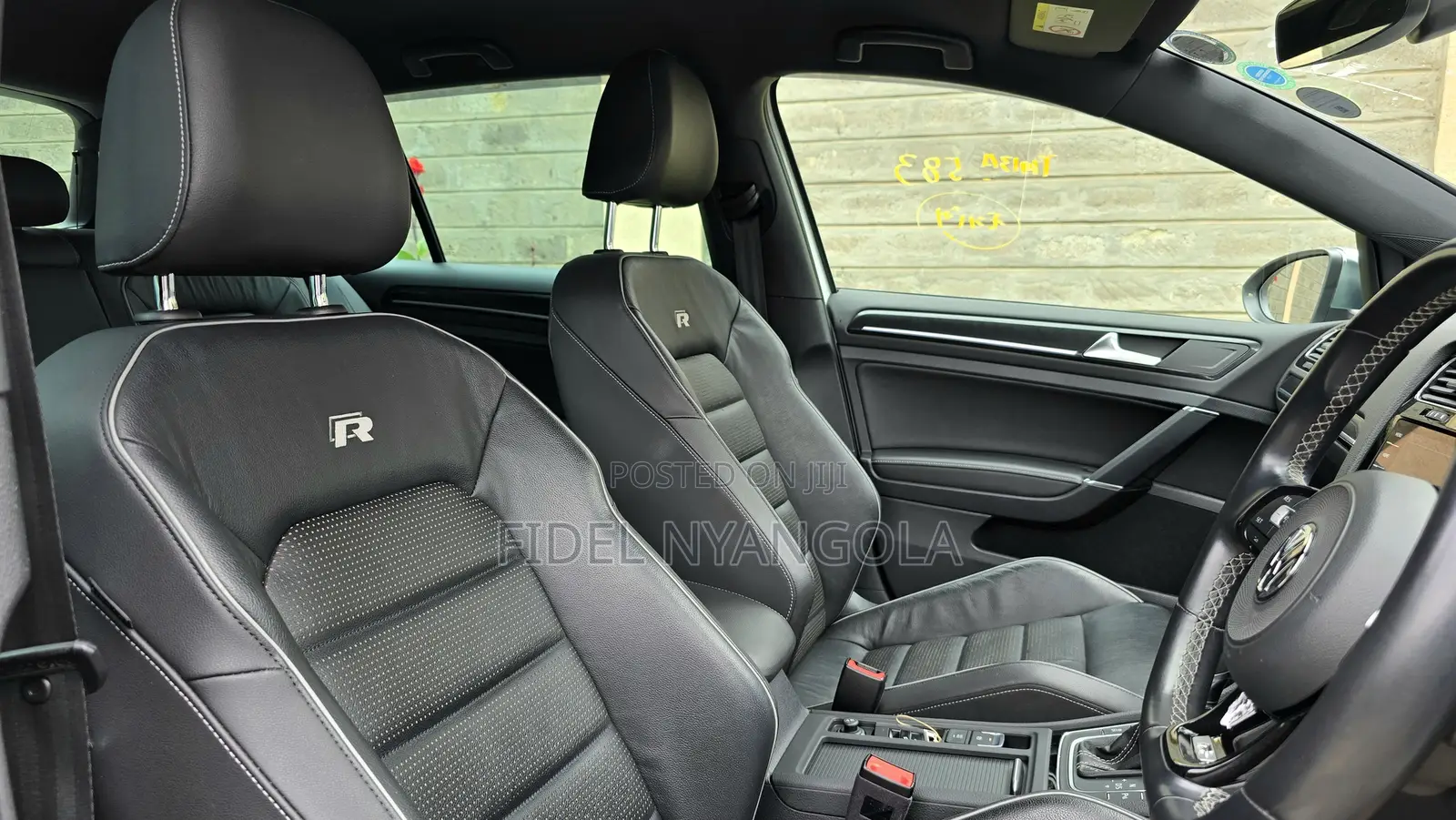 Volkswagen Golf R 4-Door w/DCC & Navigation 2018 White
