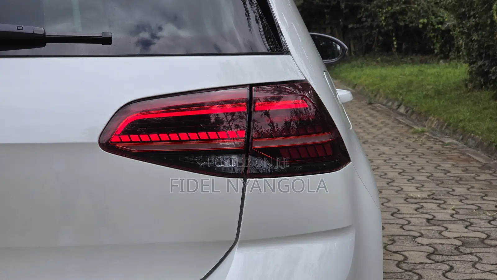 Volkswagen Golf R 4-Door w/DCC & Navigation 2018 White