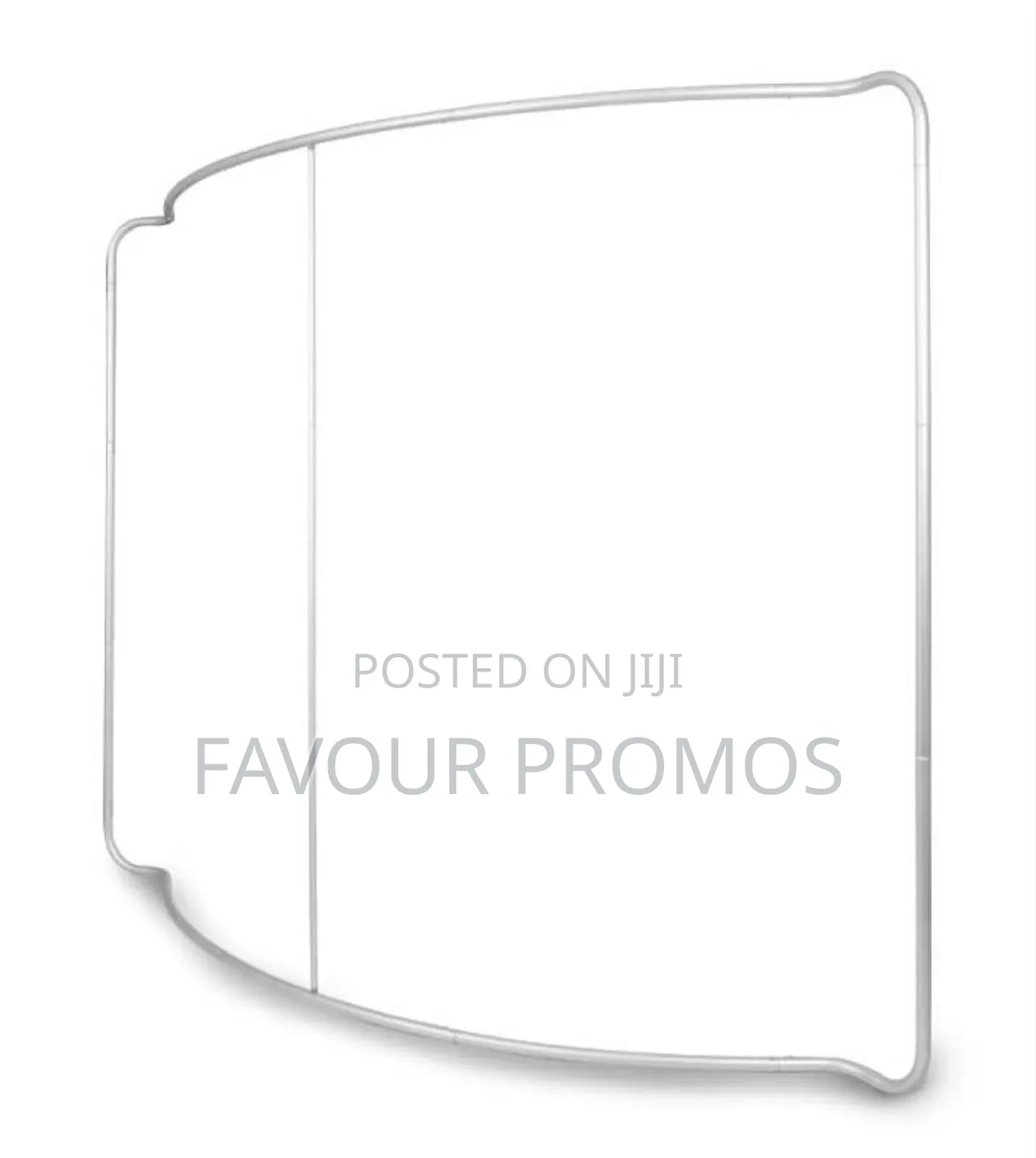 U Curved Media Banner
