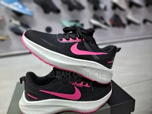 Ladies Nike Airzoom Black/Pink Size 36-40