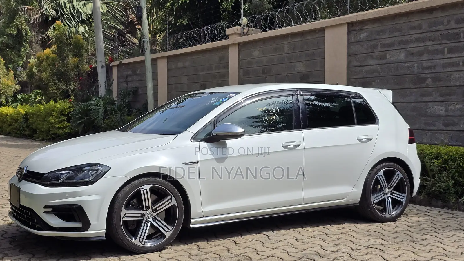 Volkswagen Golf R 4-Door w/DCC & Navigation 2018 White