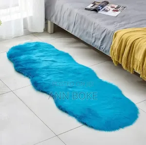 Fluffy Bedside/Dashboard Mat
60x120cm