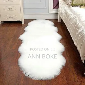 Fluffy Bedside/Dashboard Mat
60x120cm