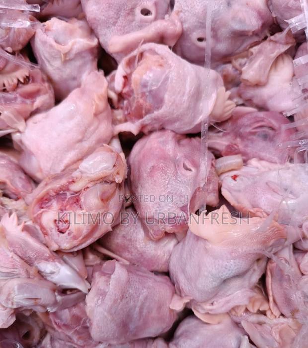 Fresh Chicken Head for Pets Food. 10kgs High Protein Affordable.