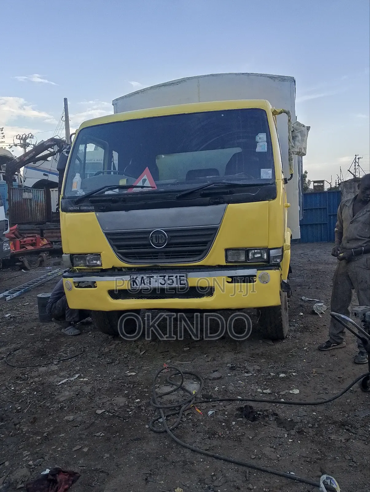 Nissan Diesel Ud Lorry/Truck