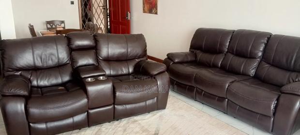 3-Bedroom Airbnb With Servant's Quarter. - thumbnail 5