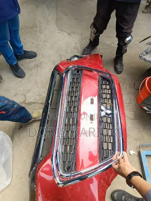 RVR Grille Chrome