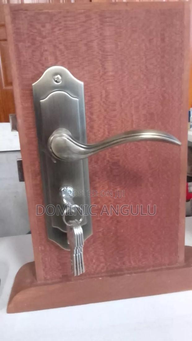 Doorskin ,Lipping, Locks - thumbnail 3