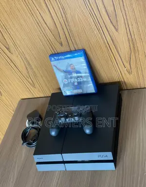 Play Station 4, Fifa23 Cd Free, 1 Pad