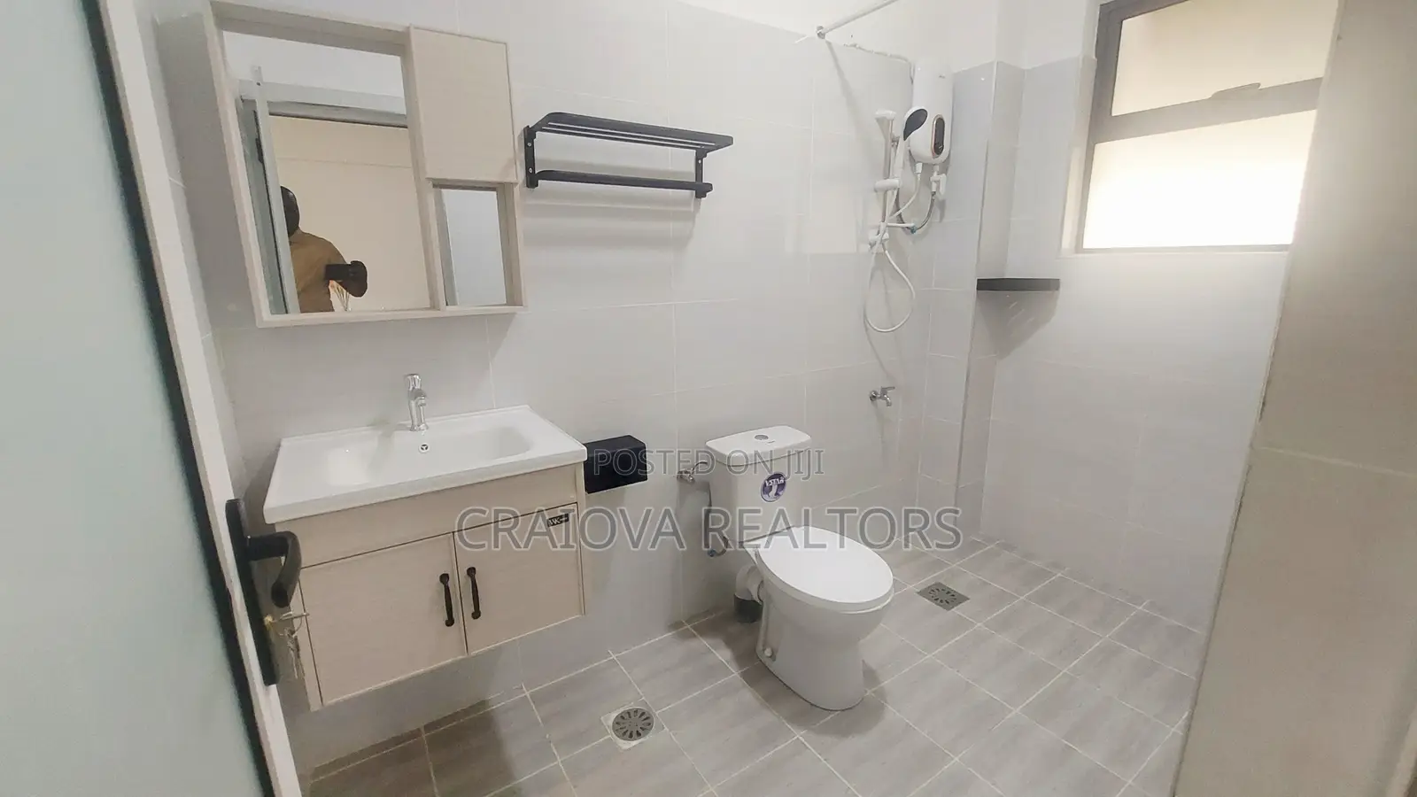 Furnished 1bdrm Apartment in Gate B for sale
