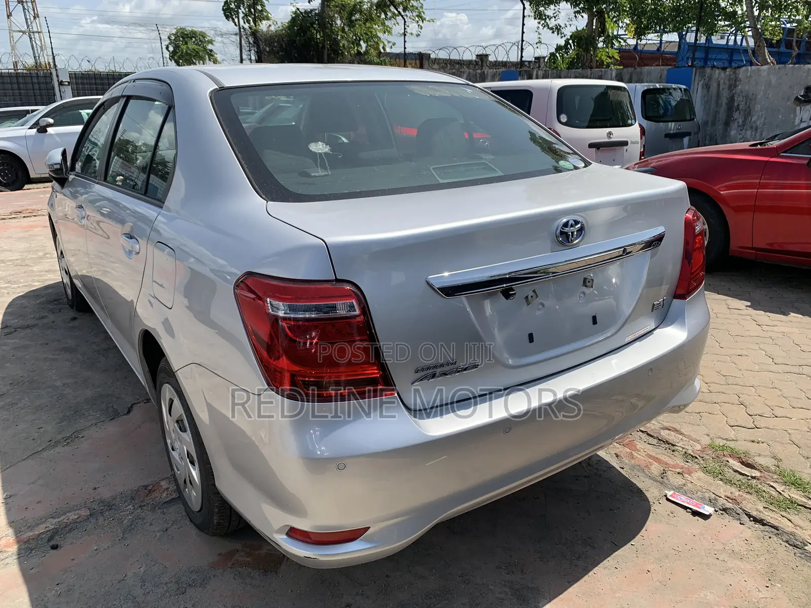 Toyota Axio 1.5 Hybrid 2WD 2018 Silver