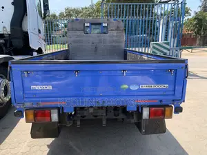 Mazda Titan Lorry