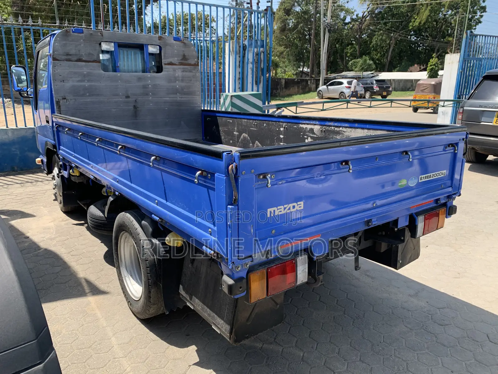 Mazda Titan Lorry