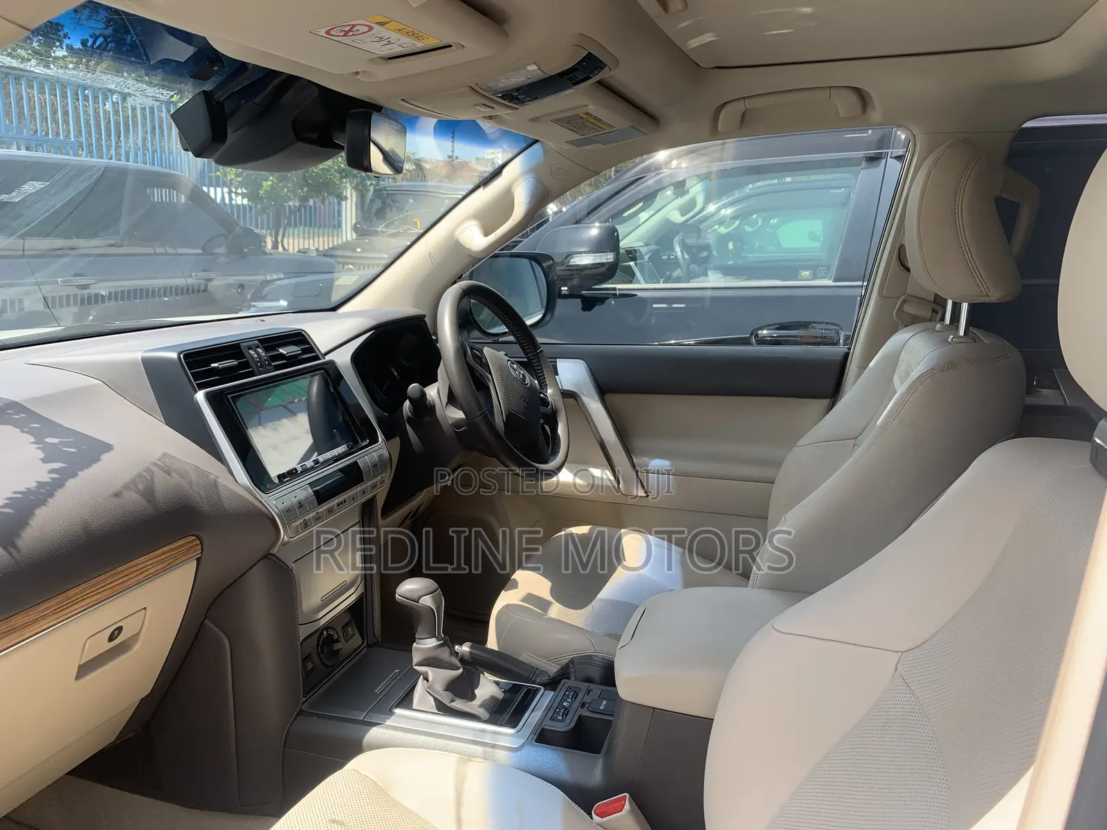 Toyota Land Cruiser Prado 2.7 2017 Off white