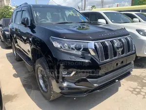 Toyota Land Cruiser Prado 2.8 2018 Black
