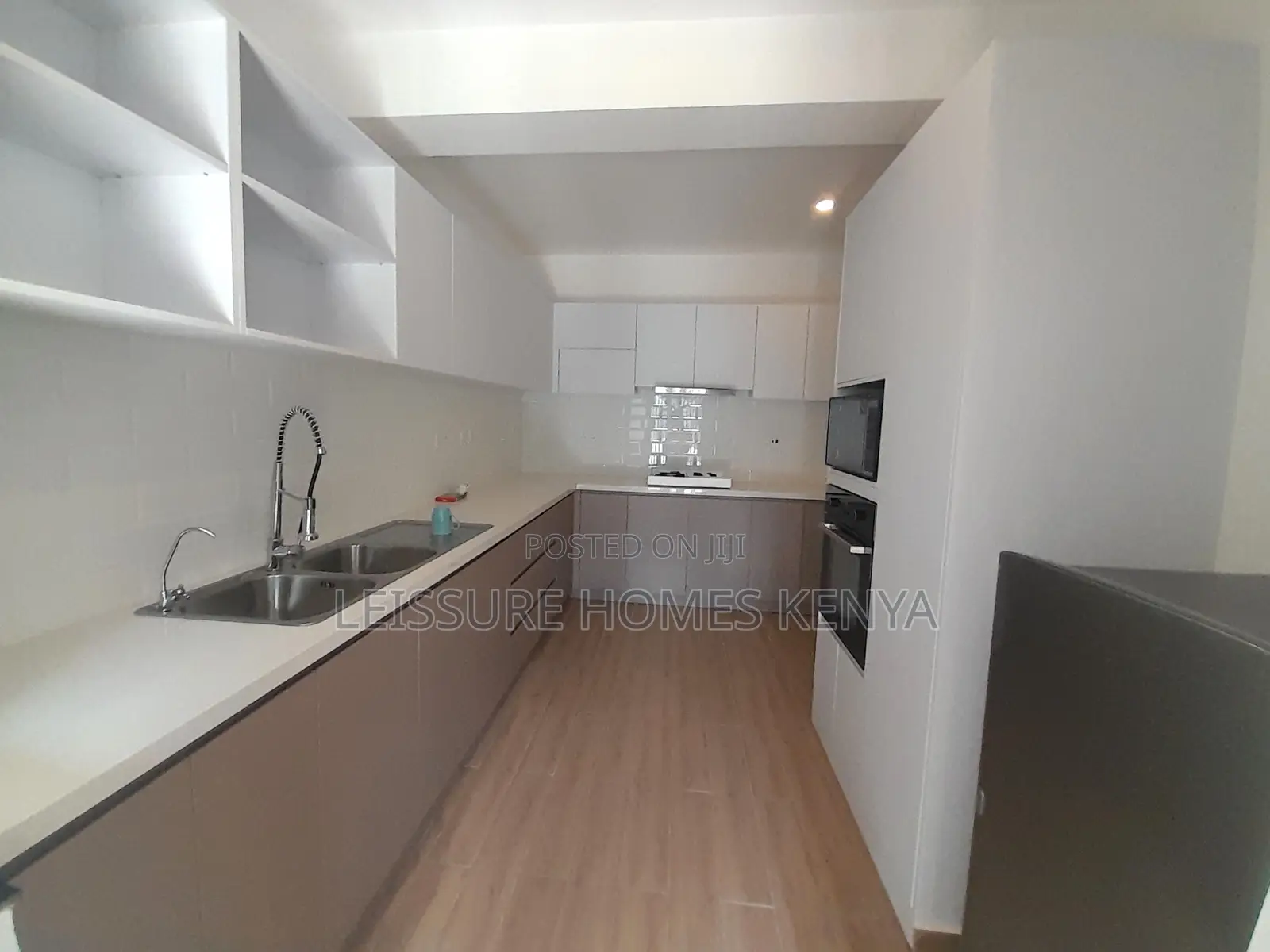3bdrm Apartment in Lavington for sale