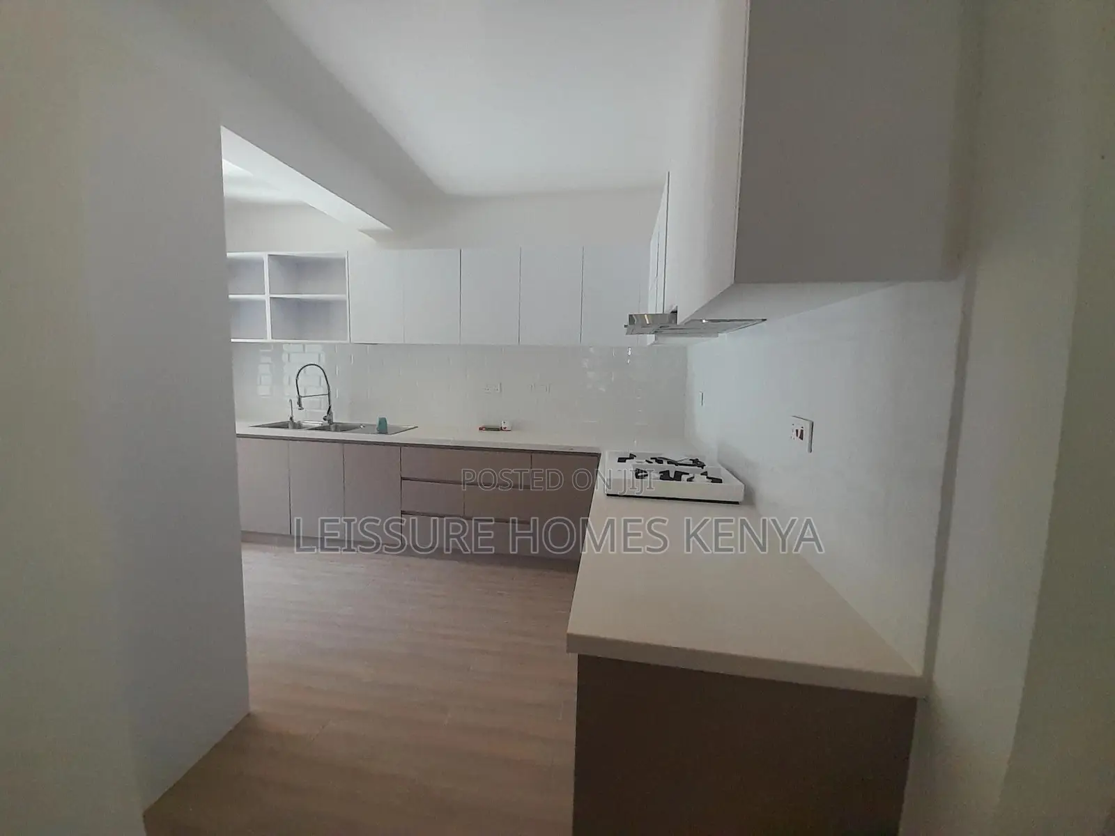 3bdrm Apartment in Lavington for sale
