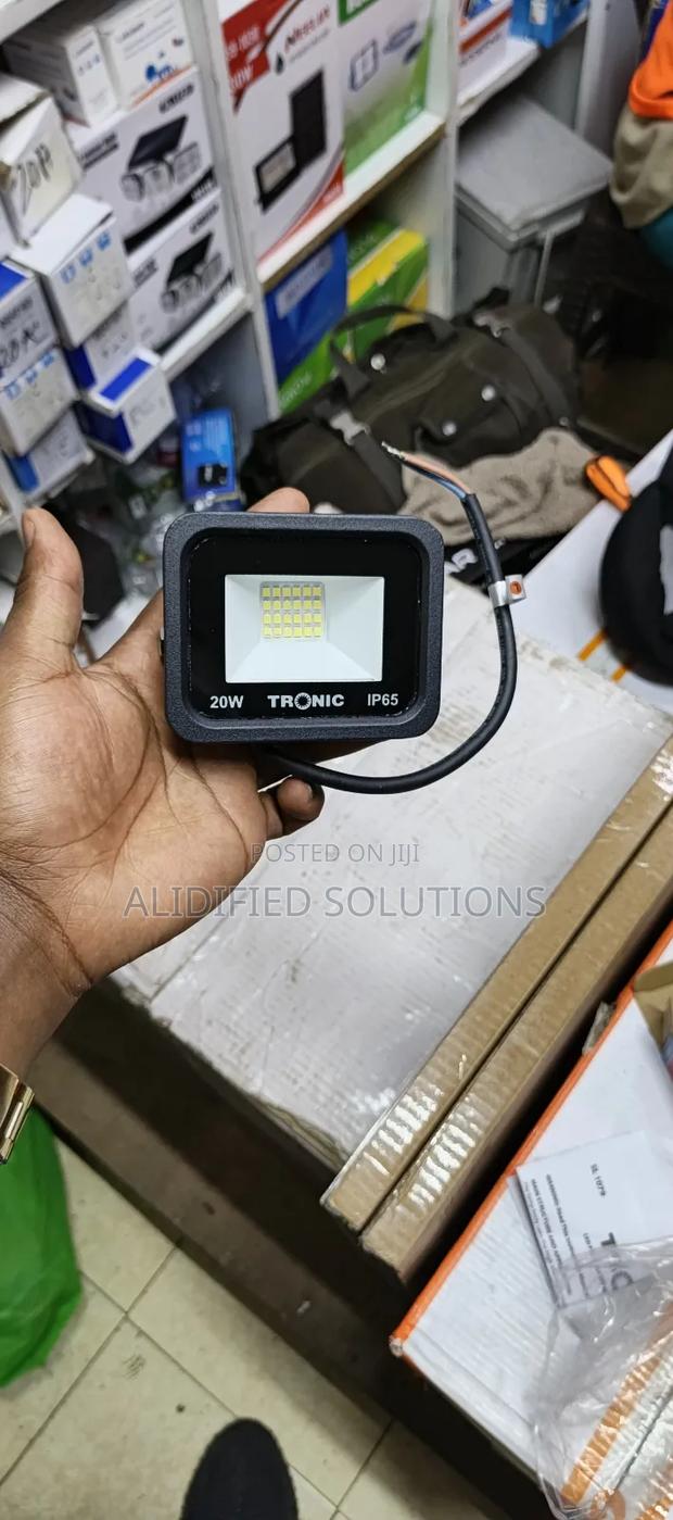 Tronic 10w Floodlight - thumbnail 2