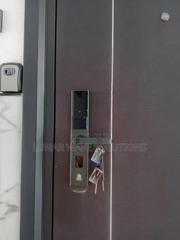 Intelligent Fingerprint Locks - main view