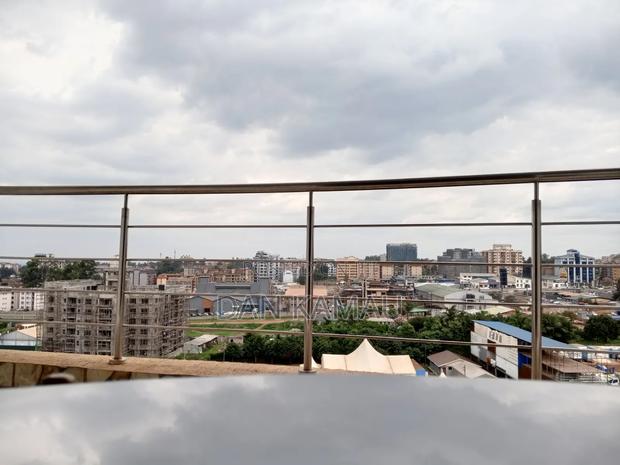 3-Bedroom Airbnb With Servant's Quarter. - thumbnail 10