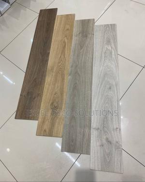 Embossed Texture SPC Planks - thumbnail 2